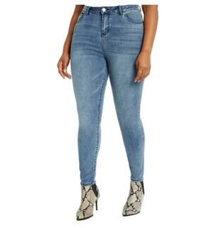 Eloquii women's Stretch High Rise Skinny Jeans in Size 18. Medium Wash